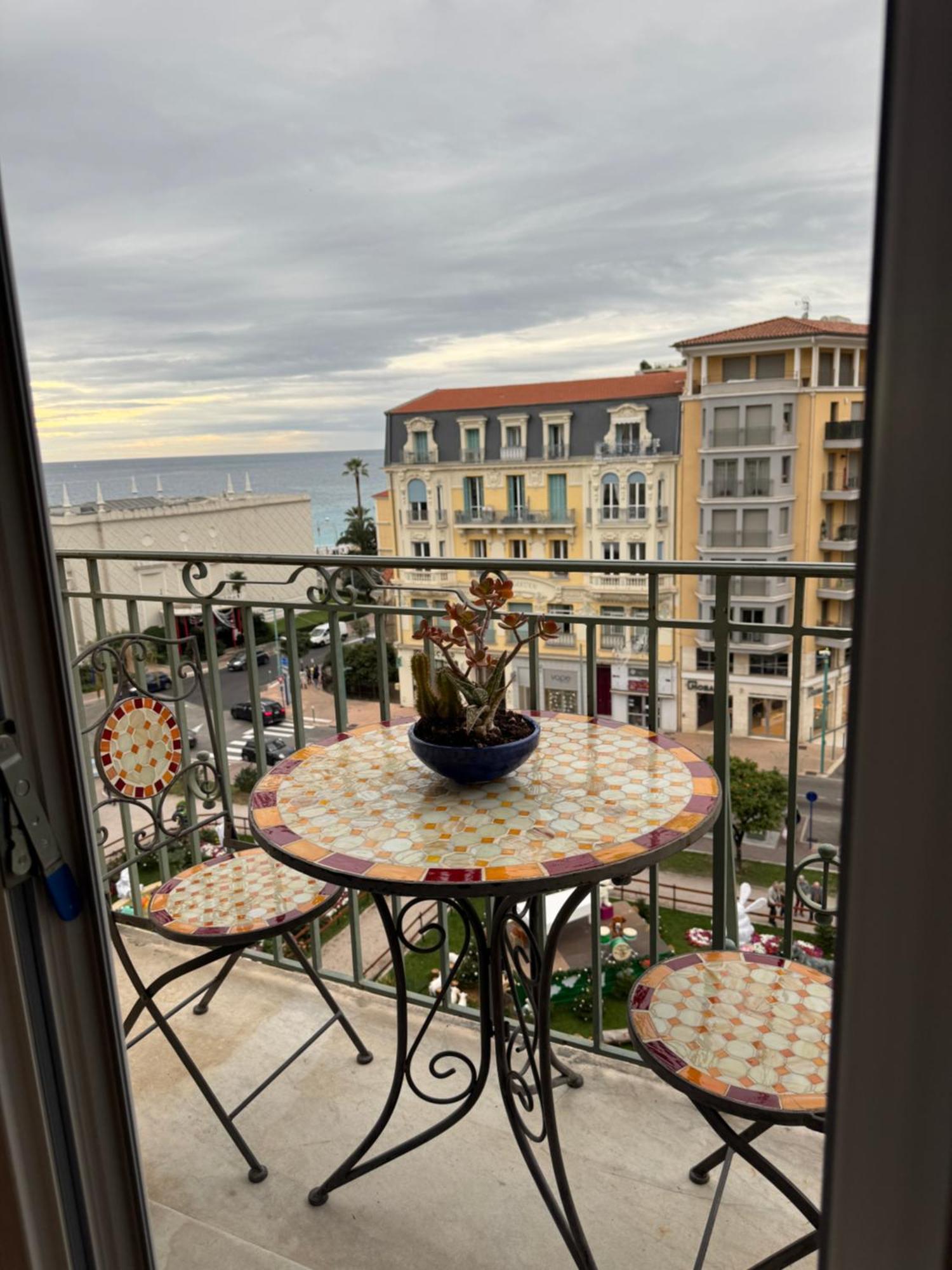 Menton Centre Vue Imprenable Sur Mer Et Jardin Bioves Dış mekan fotoğraf
